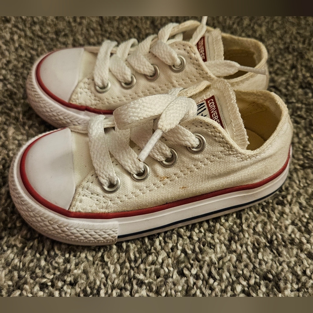 Converse Baby Sneakers - Picture 4 of 8
